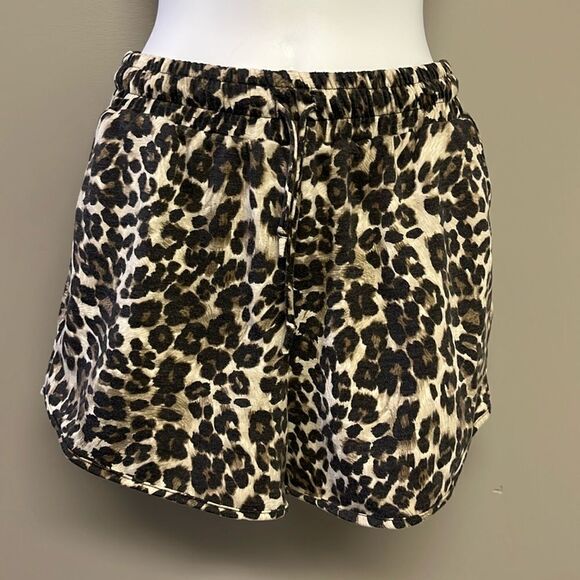 Promesa Animal Print Lounge Shorts with Elastic Waistband and Pockets- Medium - Picture 1 of 9